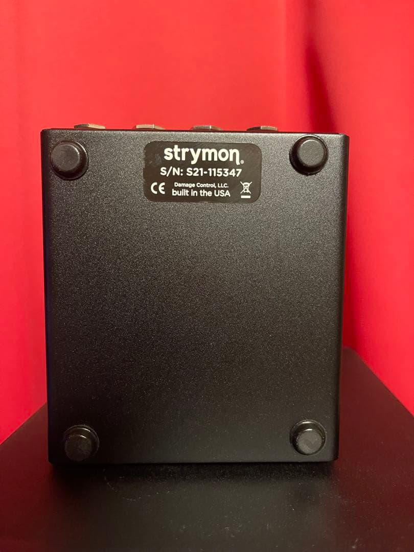 Strymon IRIDIUM ギターエフェクター　アンプシュミレーター