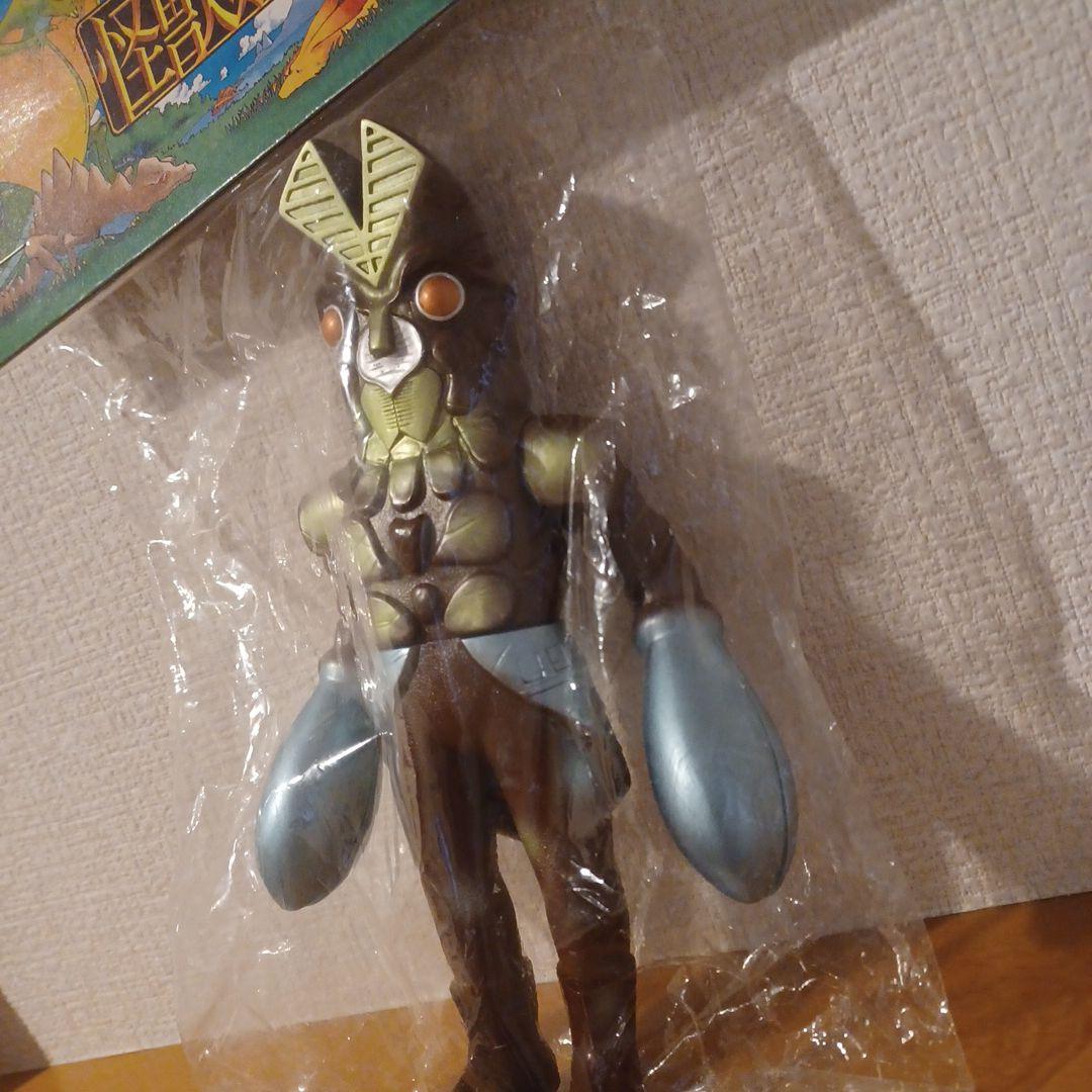 ウルトラマンから！バルタン星人！レトロソフビ系！