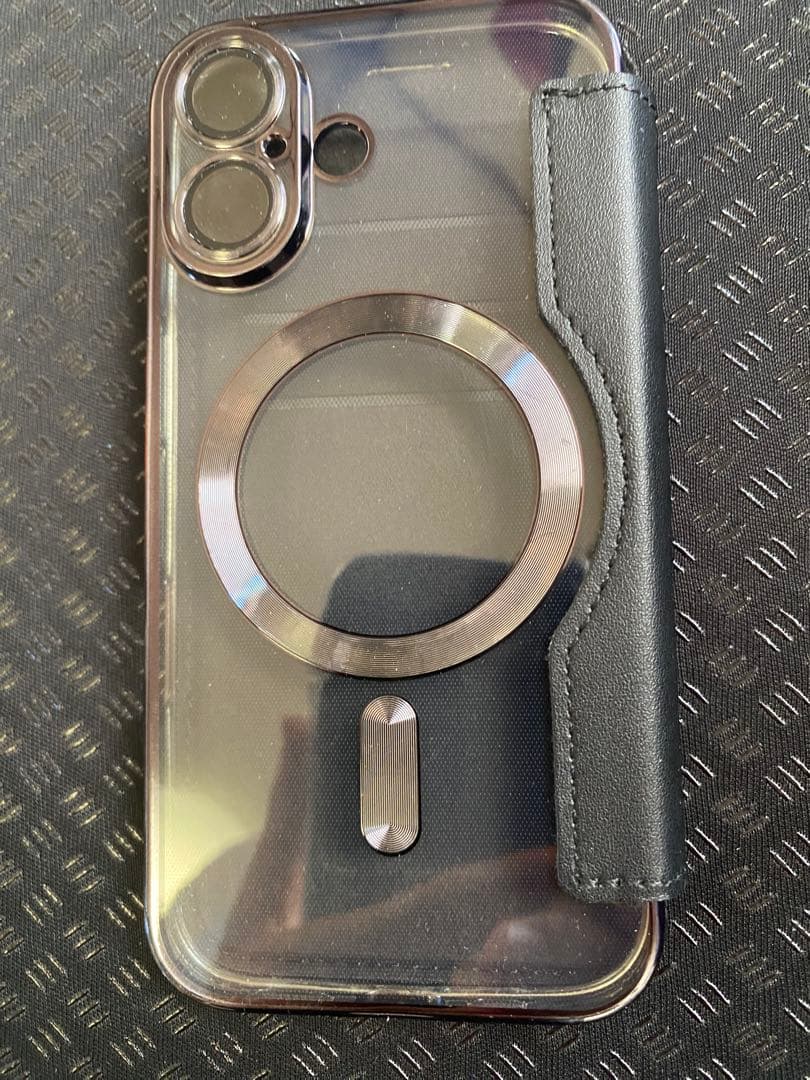 SHUN 　iPhone16 256gb 美品