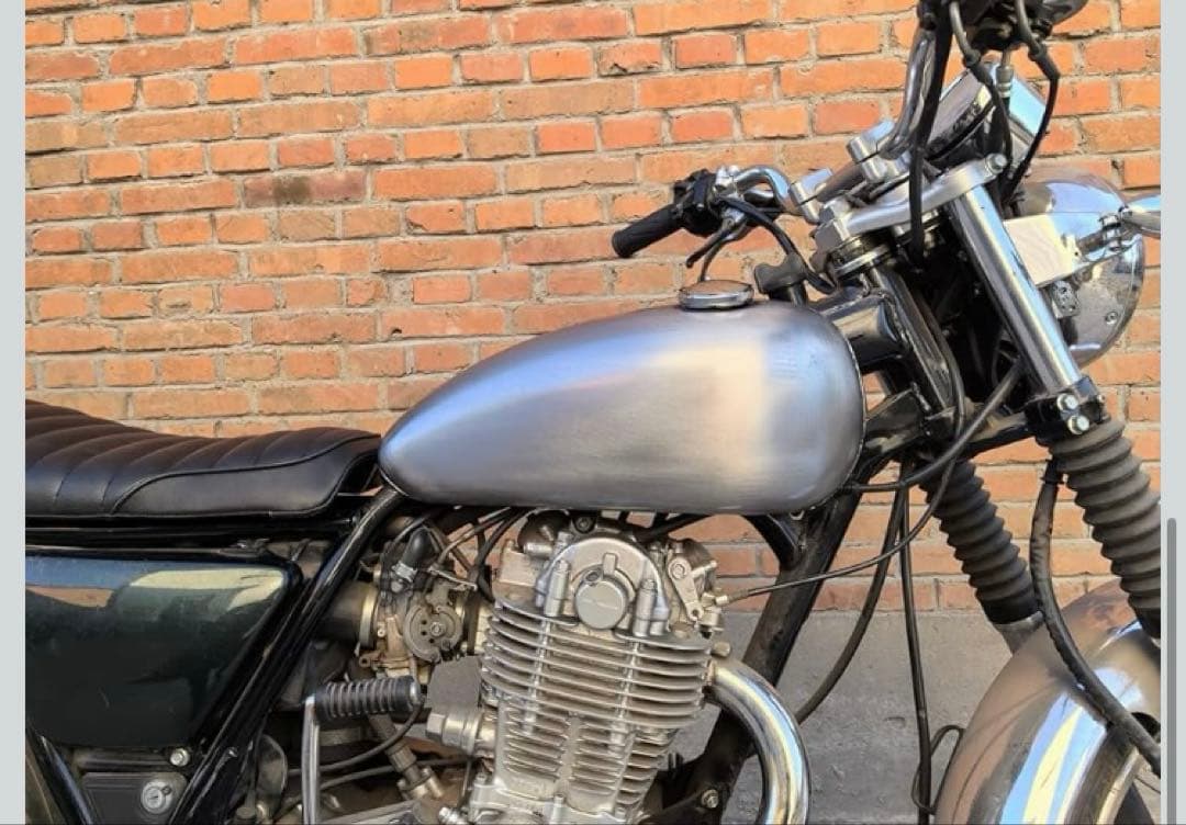 sr400用　タンク　エイジング塗装　8Ｌ