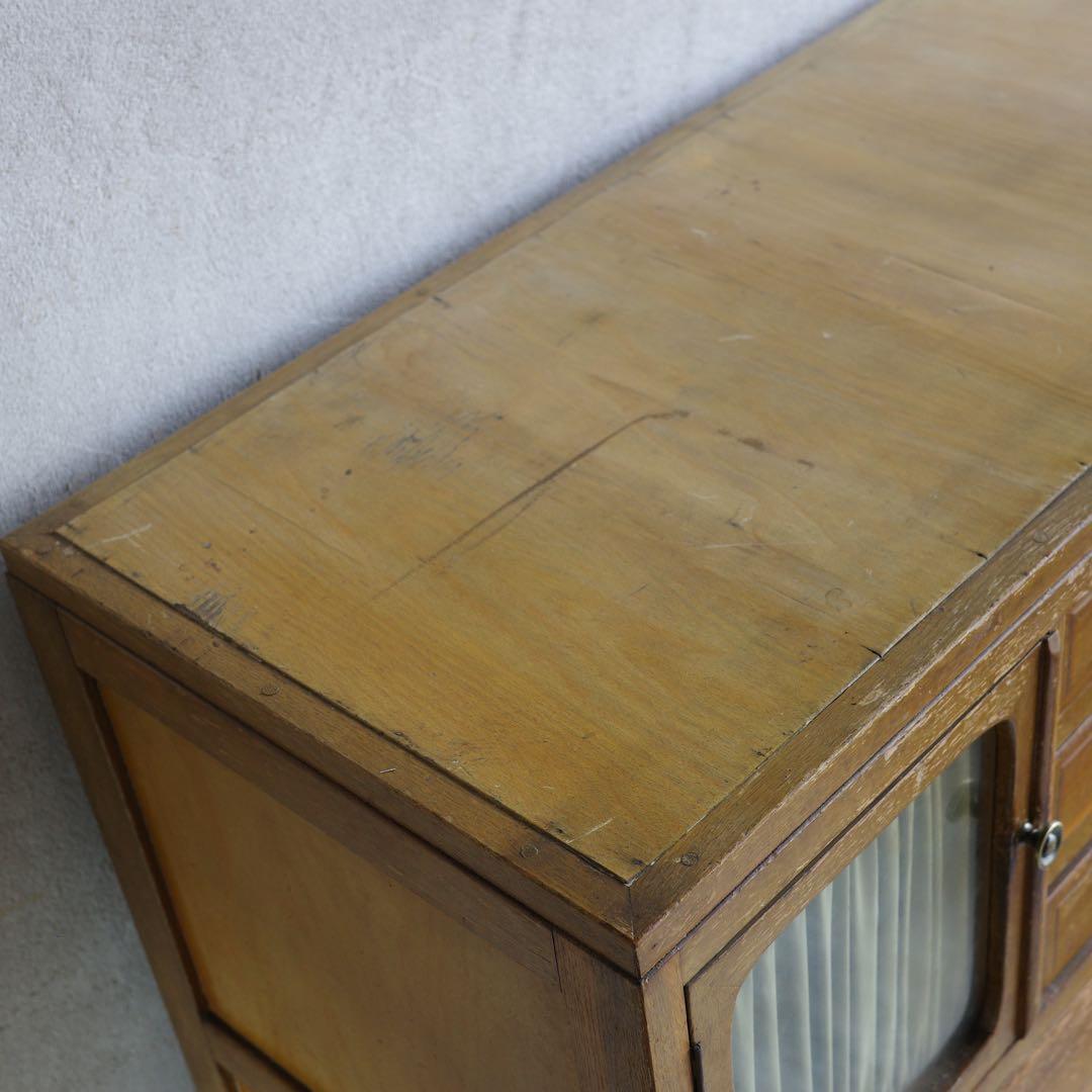 和モダンな箪笥　レトロ　ジャパンビンテージ