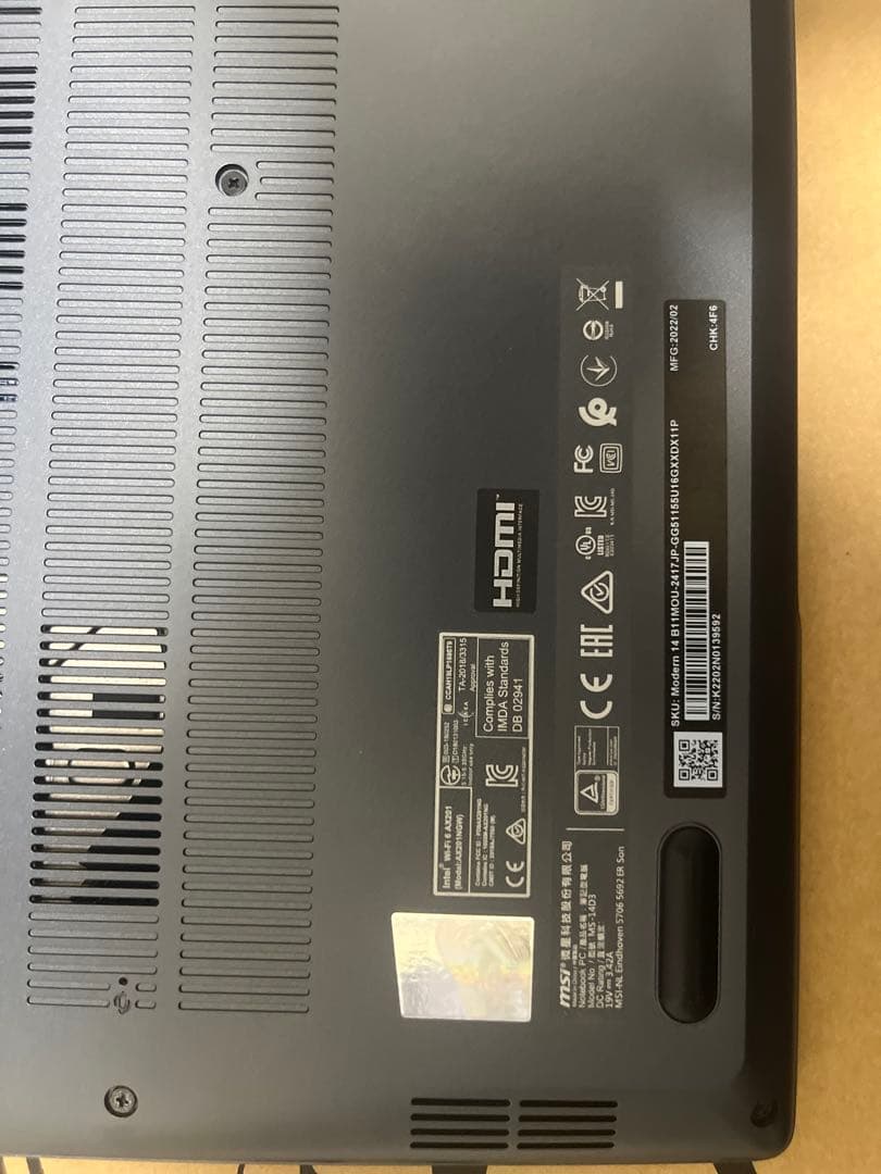 【ほぼ新品】 Modern 14 B11MOU ノートPC