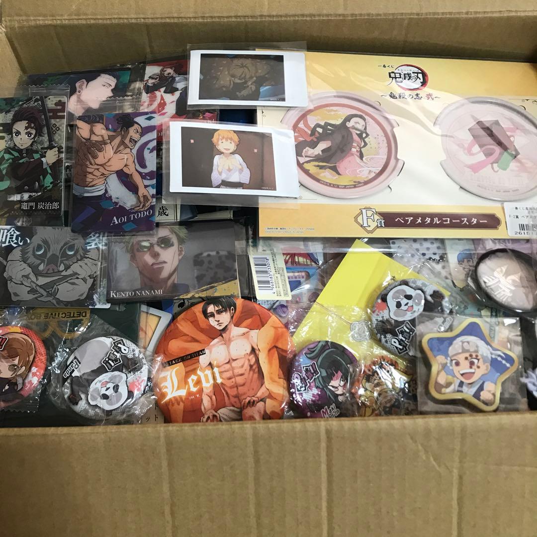 アニメグッズ　大量まとめ売り600点以上