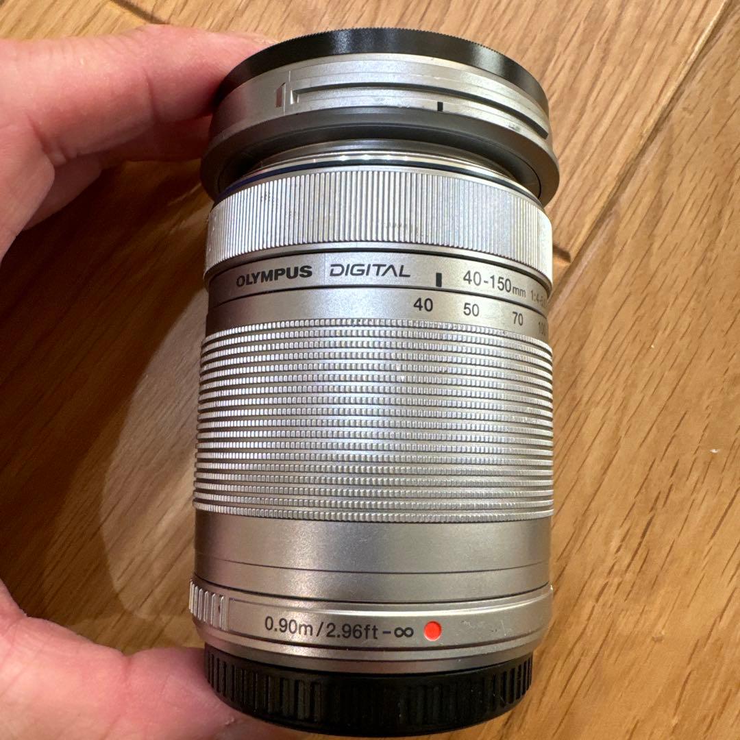 OLYMPUS 40-150mm f/4-5.6 R ズームレンズ