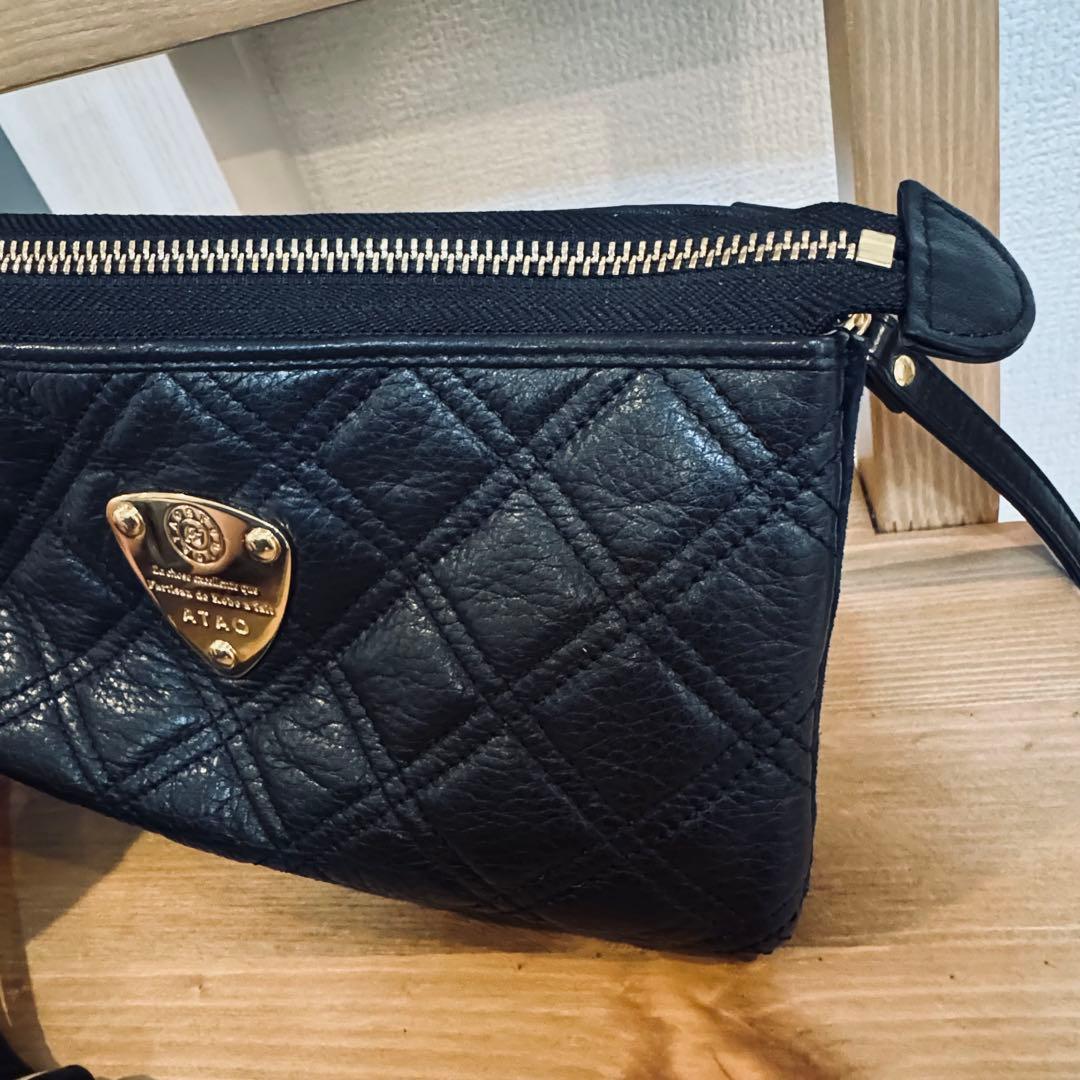 【極美品】ATAO ブーブー キルティング ショルダーバッグ ブラック