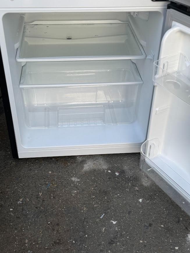 エスキュービズム 2ドア冷蔵庫 2016年 キッチン 家電 黒色 大阪市