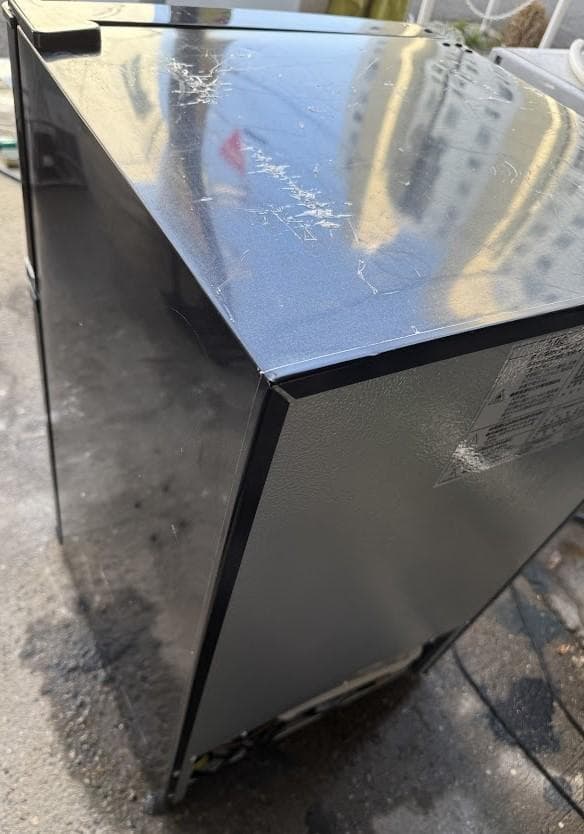 エスキュービズム 2ドア冷蔵庫 2016年 キッチン 家電 黒色 大阪市