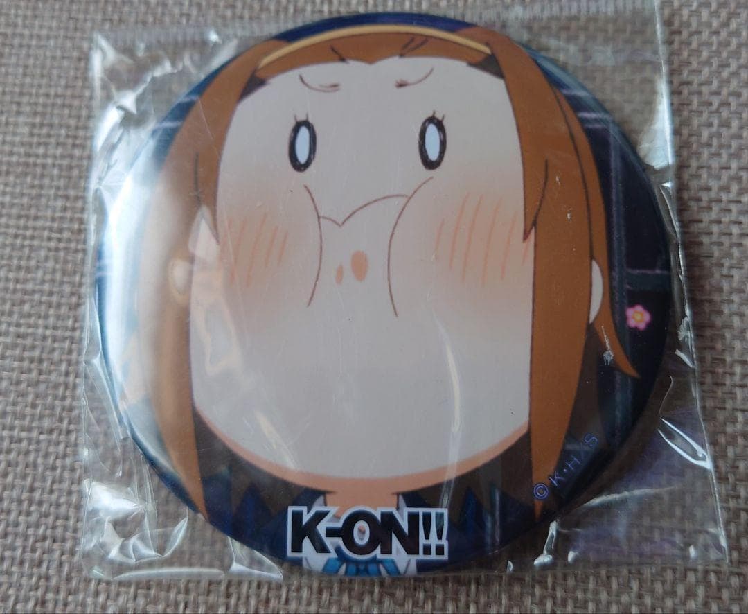 悠纱萌菟 けいおん! ①唯ちゃん限定デカバッチ ①律ちゃん限定デカバッチ