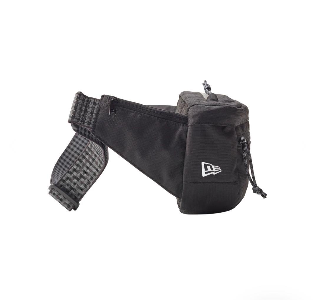 【完売品】新品タグ付き　ボディバッグ〈NEW ERA® × familiar〉