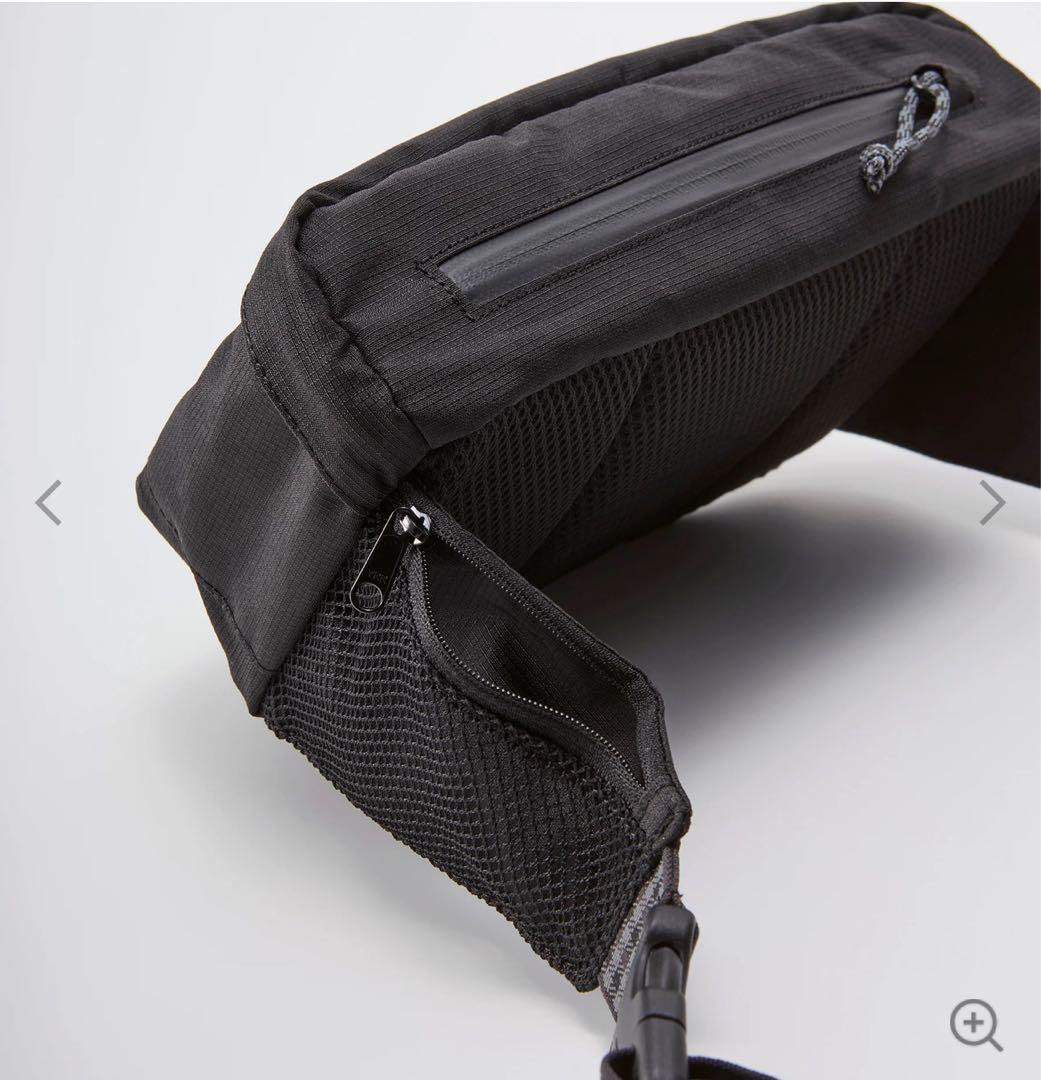 【完売品】新品タグ付き　ボディバッグ〈NEW ERA® × familiar〉