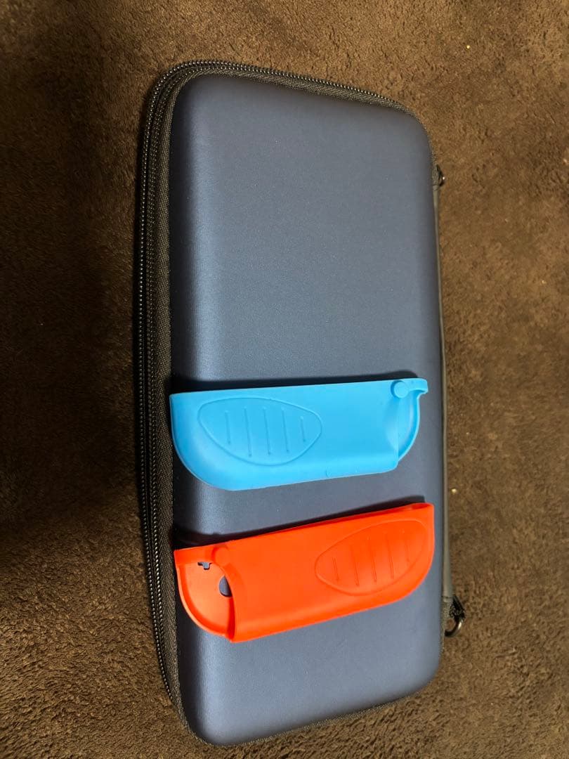 L*n様 Switch本体　箱付き　ケース、リモコンカバー付き