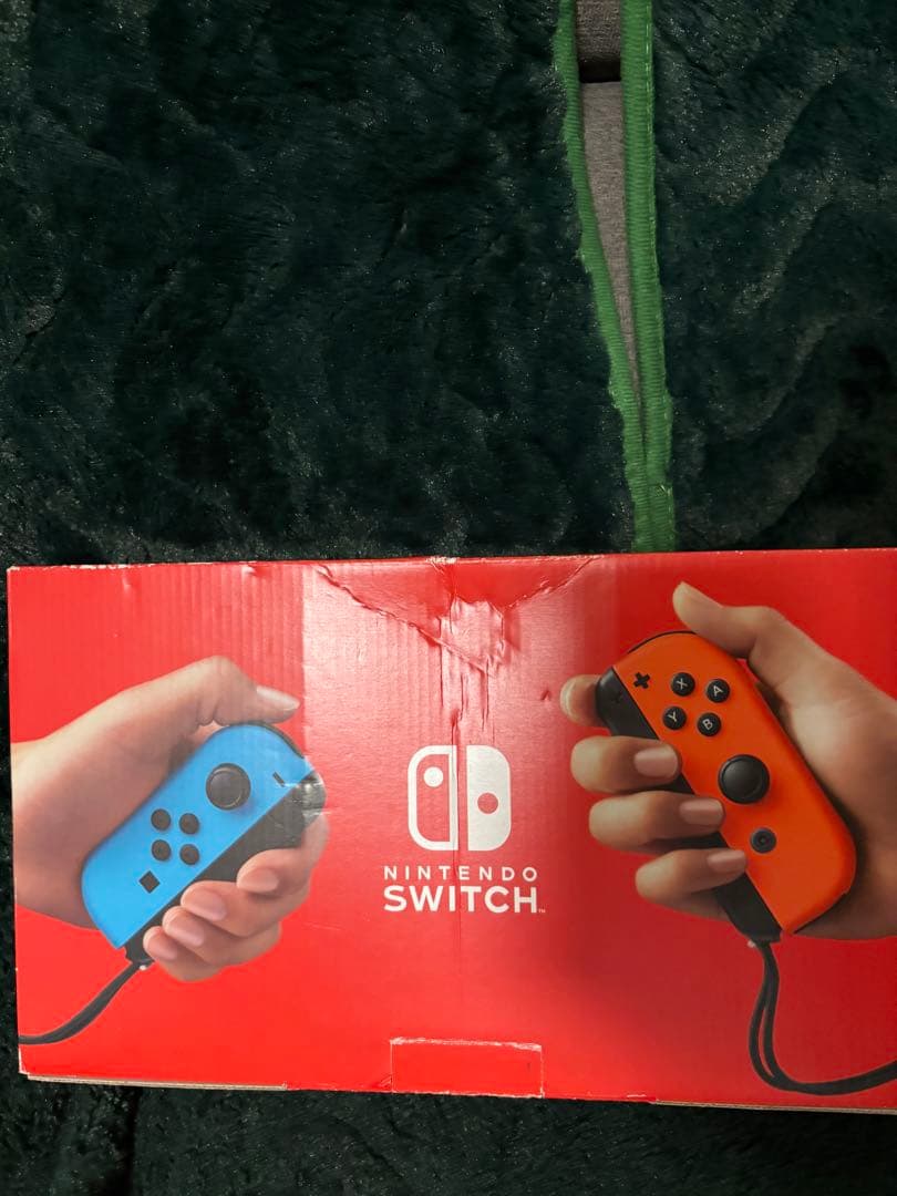 L*n様 Switch本体　箱付き　ケース、リモコンカバー付き