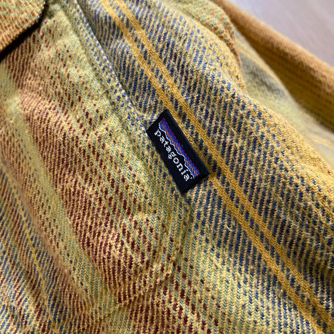 Patagonia インサレーテッド フィヨルド リバーシブル シャツジャケット
