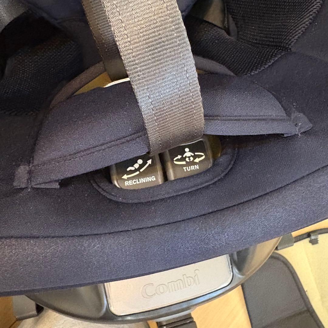 チャイルドシート Combi クルムーヴ スマート isofix ネイビー