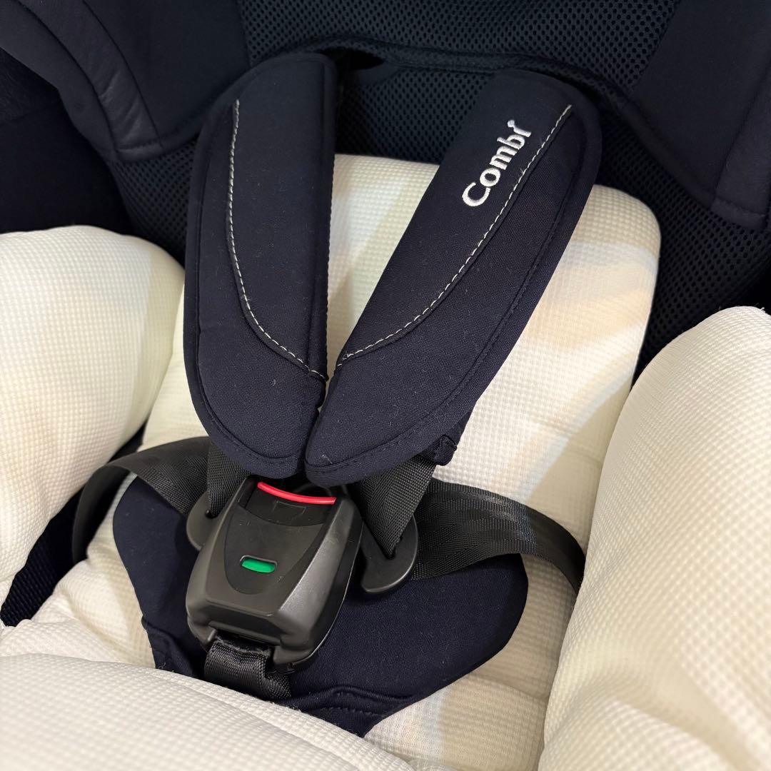 チャイルドシート Combi クルムーヴ スマート isofix ネイビー