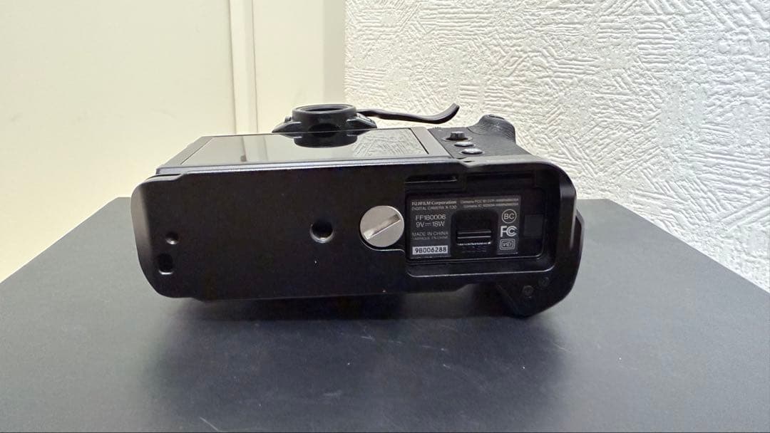 Fujifilm X-T30 ミラーレス一眼カメラ　富士フィルム