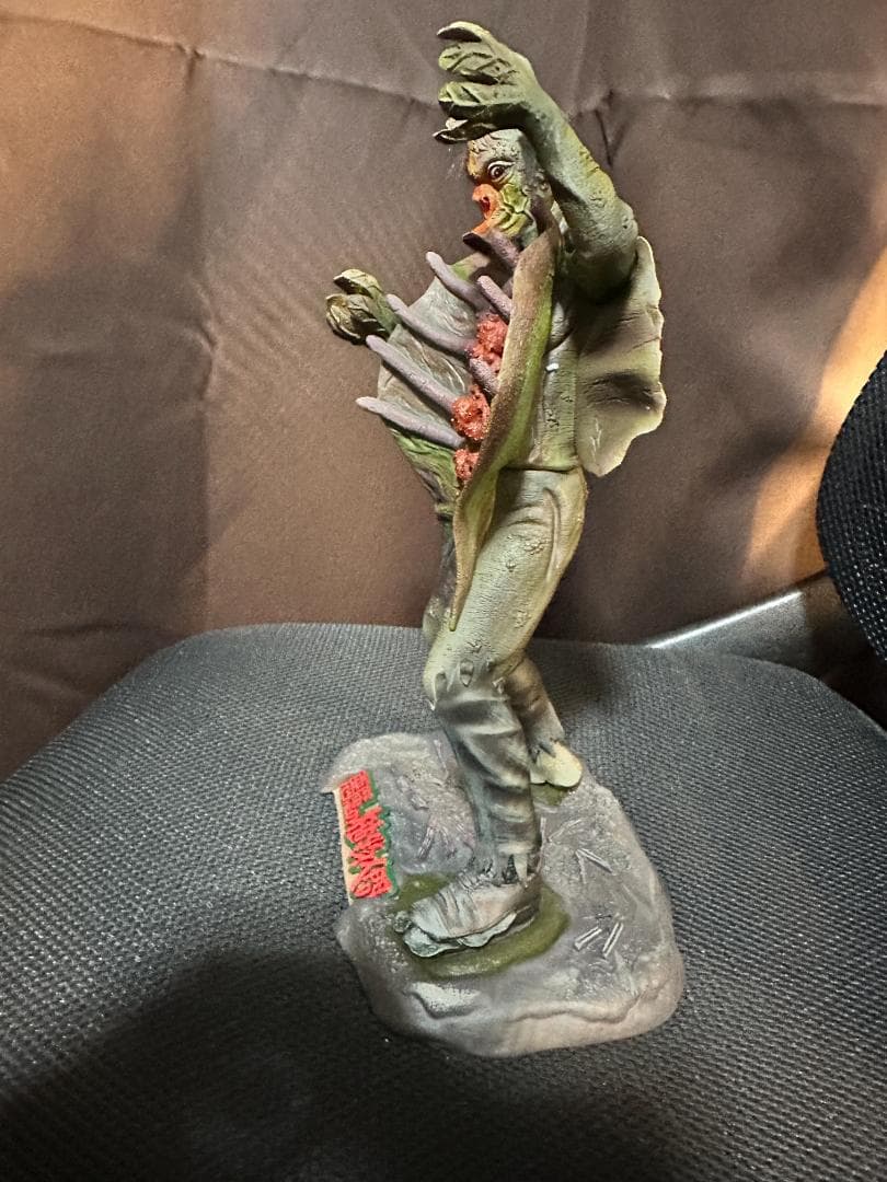 モンスター・マニアックス 悪魔の植物人間 1/6スタチュー