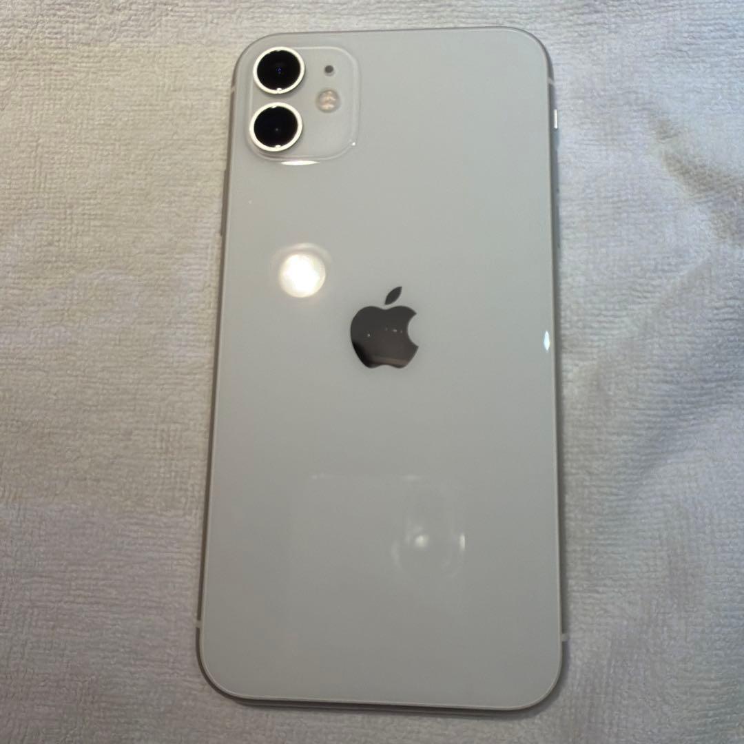 iPhone11 ホワイト 64G
