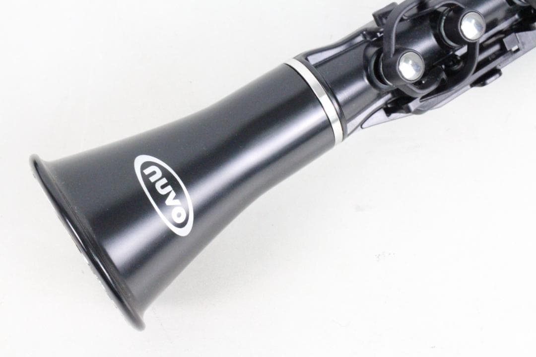 ◎nuvo プラスチック製クラリネット クラリネオ