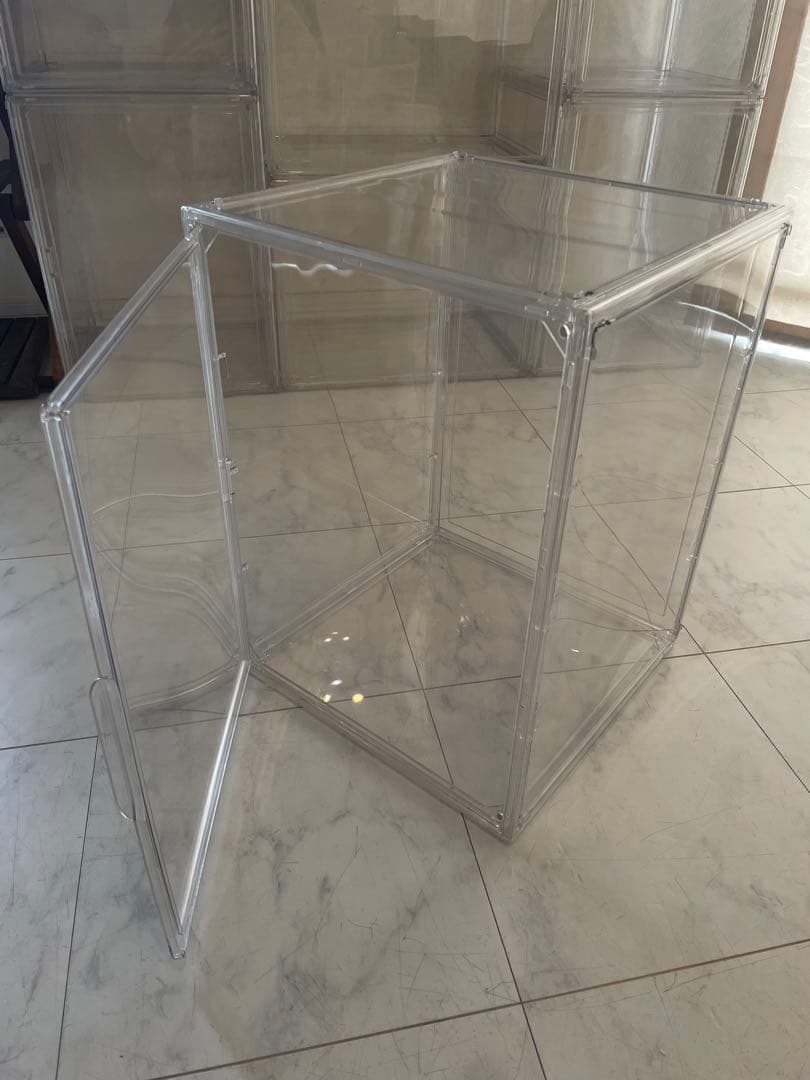 フィギュアケース　大型　4個