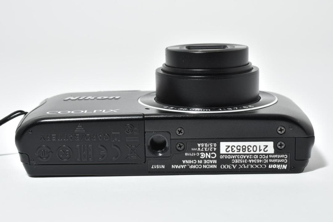 【美品】Nikon COOLPIX A300 ブラック　動作確認済
