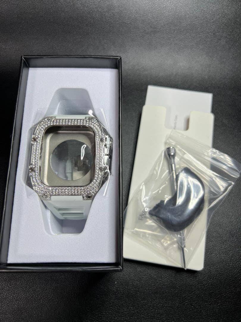 アップルウォッチ カスタム　ケース　/キュービックジルコニア