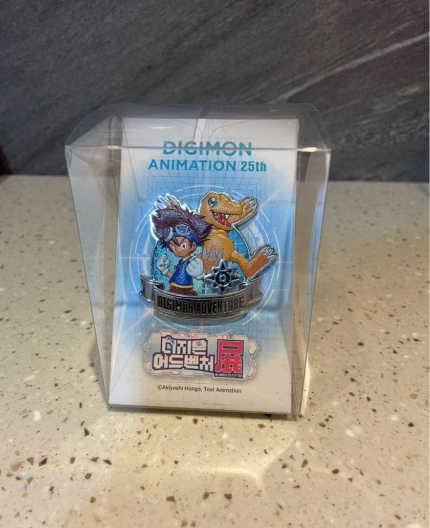 韓国デジモンアドベンチャー25周年　記念ピンバッジ