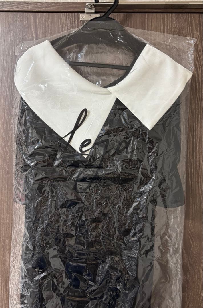 Leja Mサイズ アシンメトリービッグカラーベロアマーメイドワンピースドレス