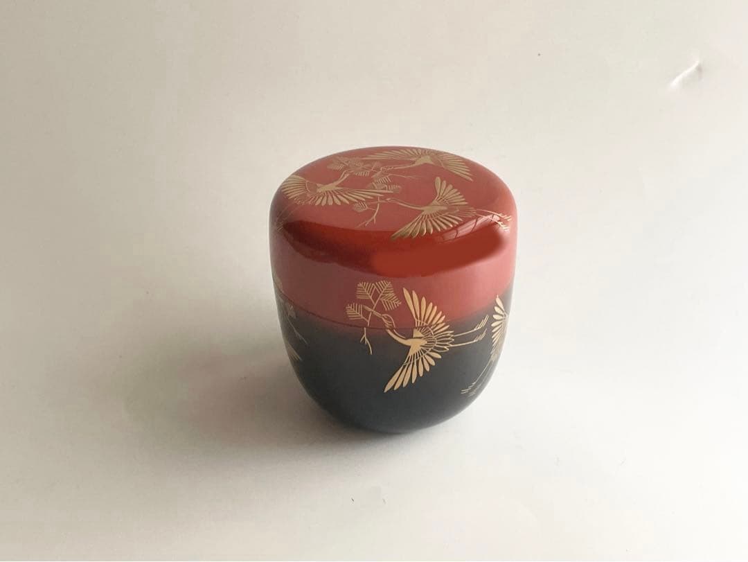 茶道具　塗師　薫和　松喰鶴蒔絵　棗　共箱　中棗　蒔絵　漆