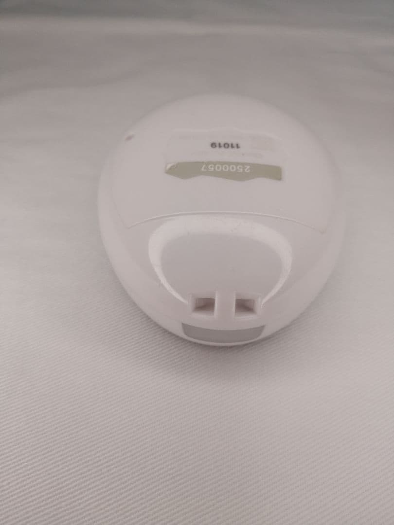 【希少 入手困難】バンダイ たまごっちみーつ スイーツみーつver. ホワイト