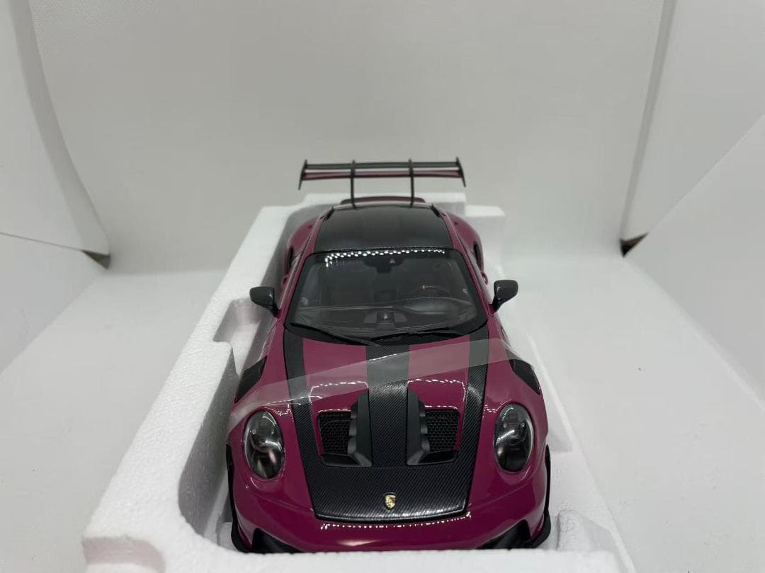 304-048 ノレブ 1/18 ポルシェ 911 GT3 RS 2022