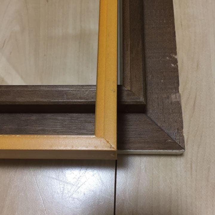 「値下げしました」美品油彩 額縁 F10号 白ホワイト フレーム