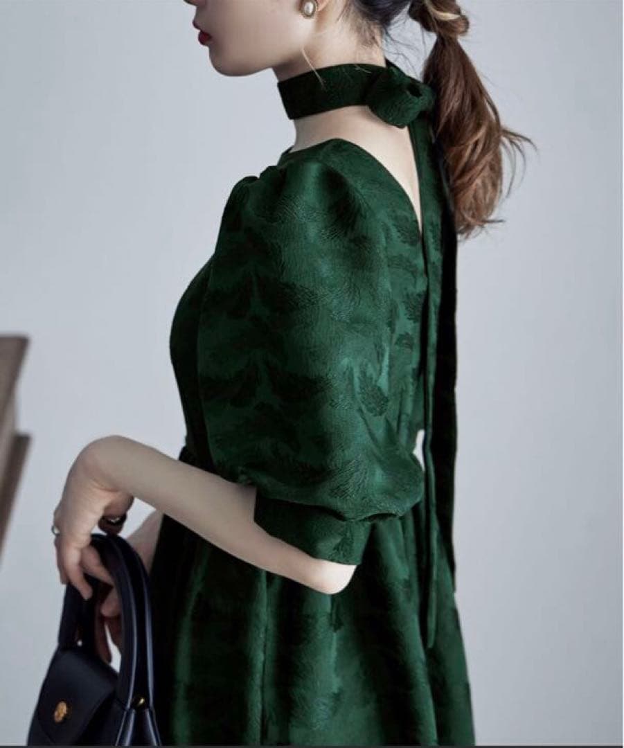 完売品　ジャガードパフスリーブドレス　etoll.