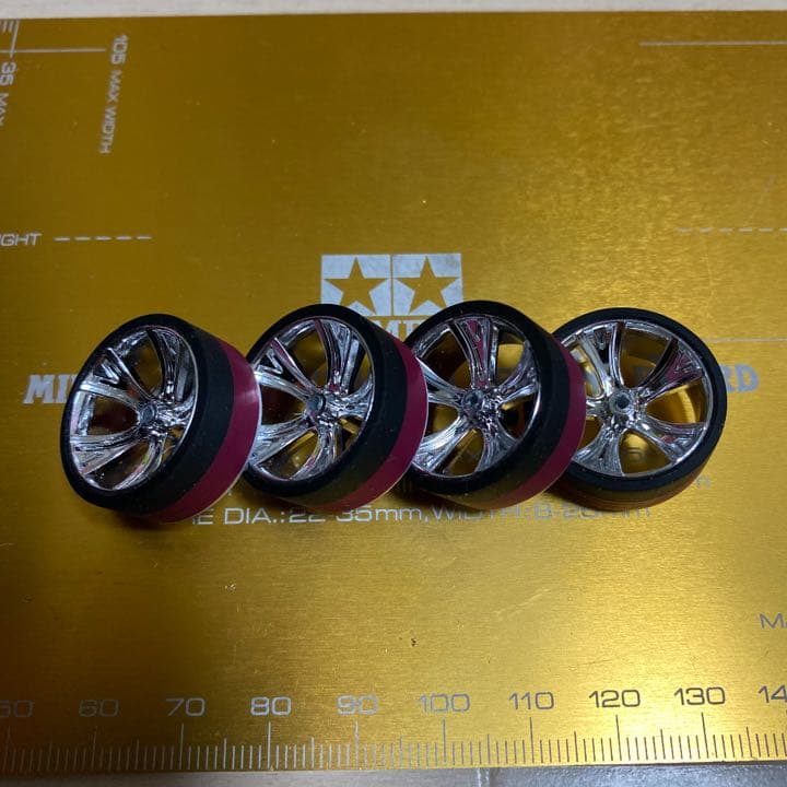 ミニ四駆、ハイブリッドタイヤ、お作り致します。