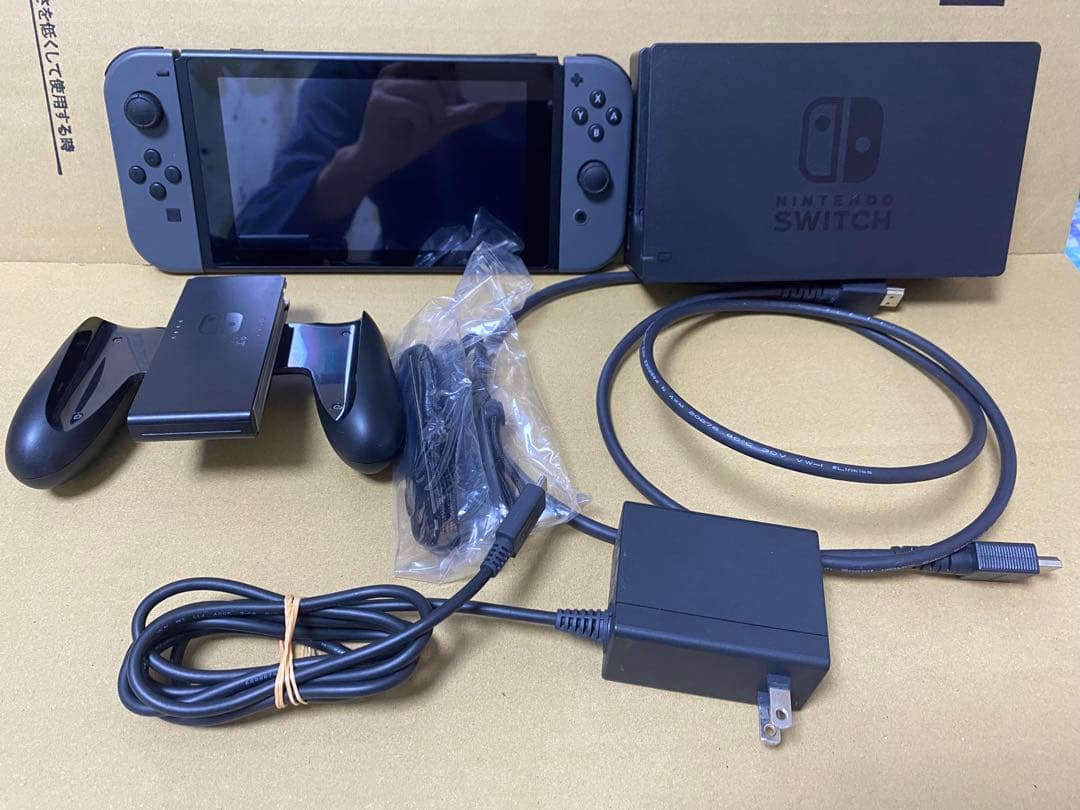 美品　Switch グレー 本体 　動作確認済　付属品完品