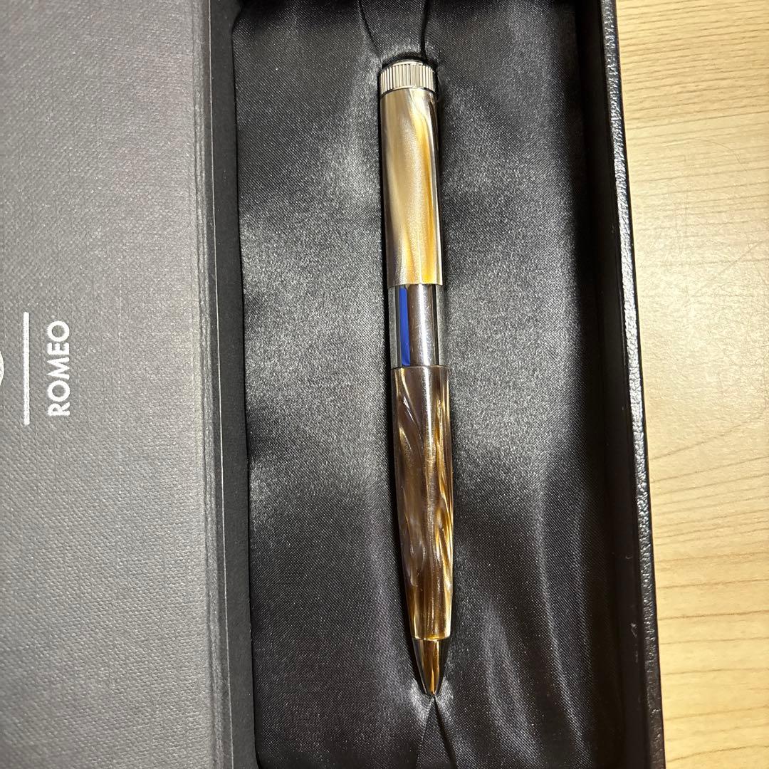ロメオ 伊東屋 ROMEO Ｎｏ．３ボールペン 太軸 イタリアングレー?