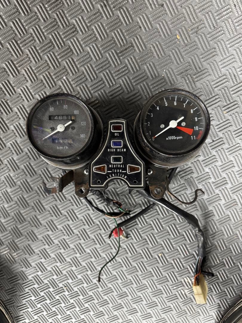 CM250T 純正メーター　cb250t ホーク