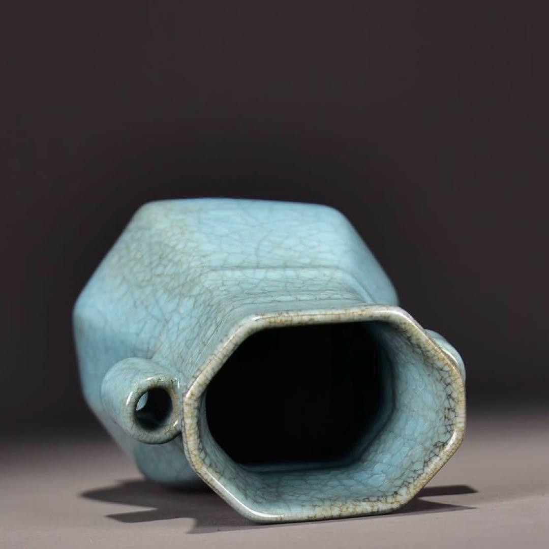 中国古美術　四大名窯 宋時代　天青釉 ヒビ貫入 天藍釉 寧寿宫「貫耳尊」皿汝窯