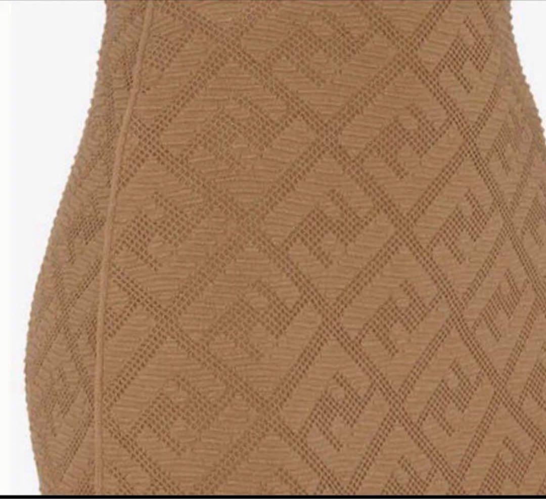 FENDI ベージュ タイトスカート 42