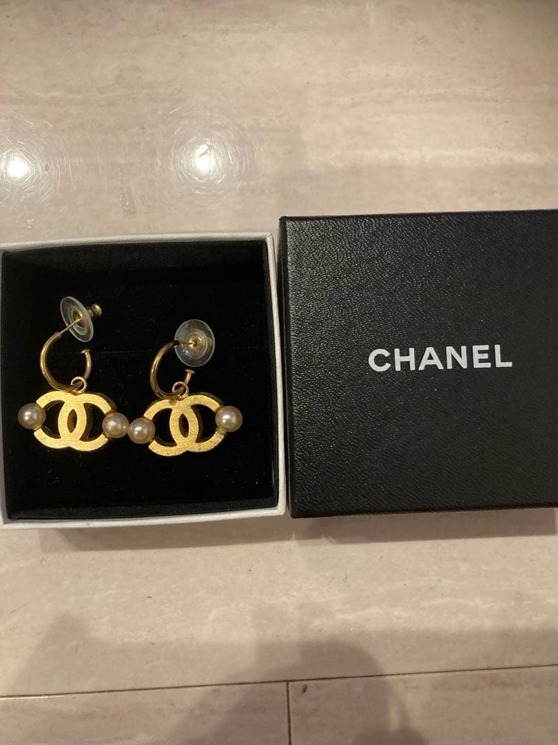 Chanel ピアス