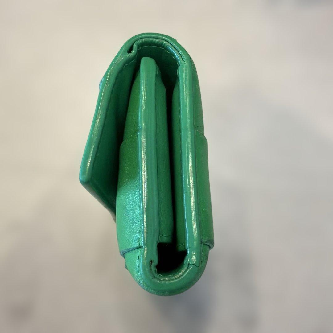 ボッテガヴェネタ グリーン 三つ折り財布