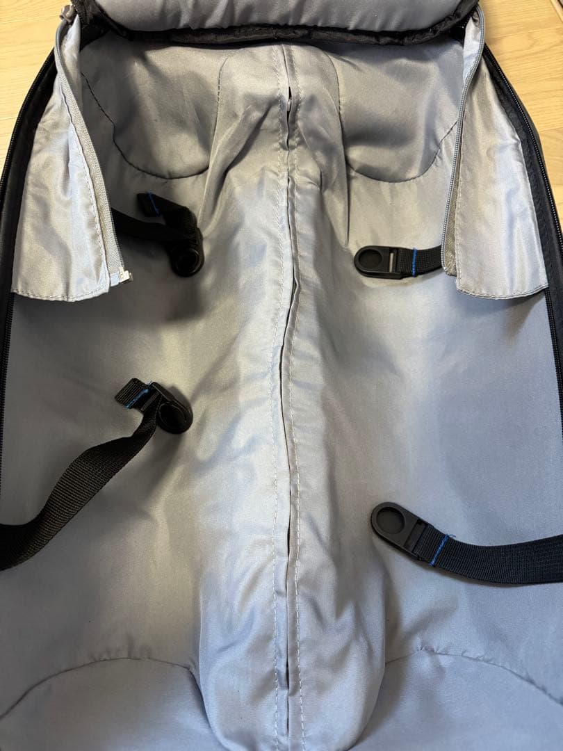 マイクロラゲッジ乗れるスーツケースキックボード マイクロスクーターキャリーケース