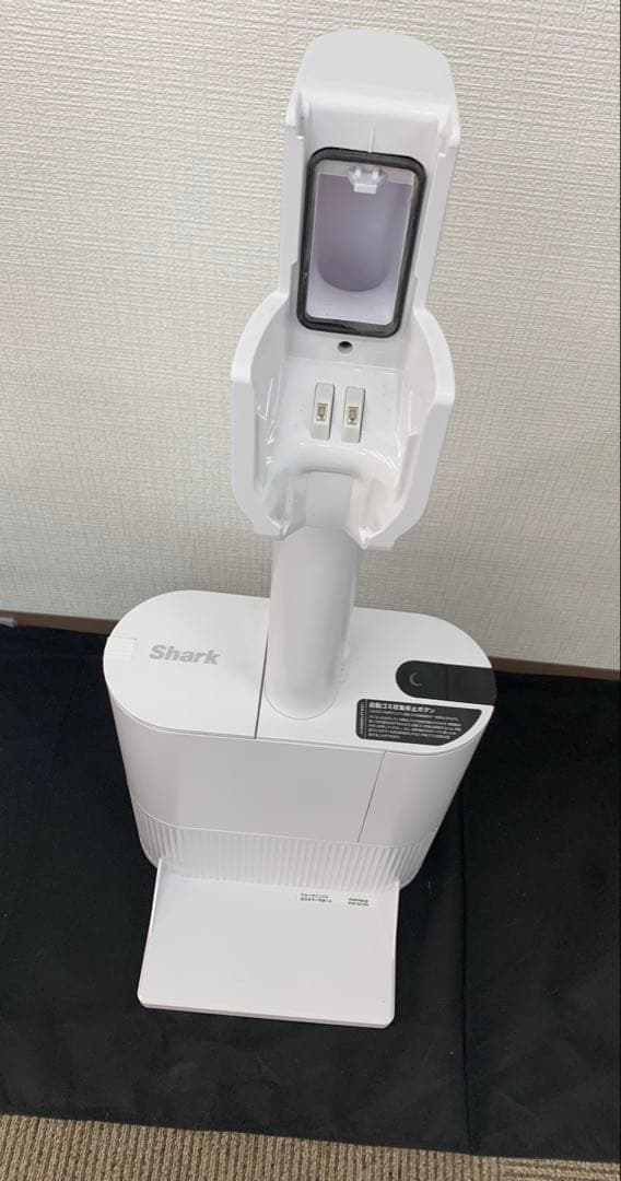2025年製shark 軽量コードレススティッククリーナー本体 LC150JBL