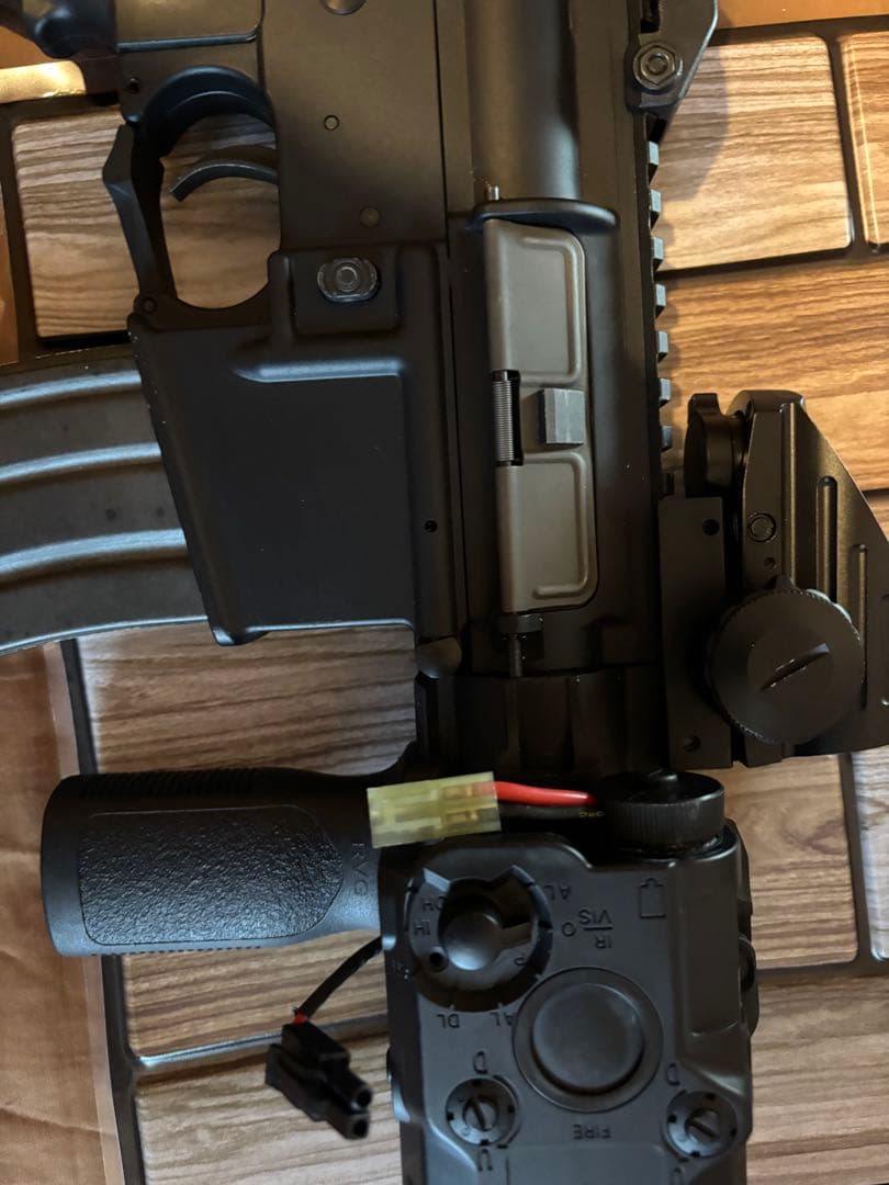 【値下，写真追加】VFC MOD.VR16 電動ガン バッテリー有り おまけ多数