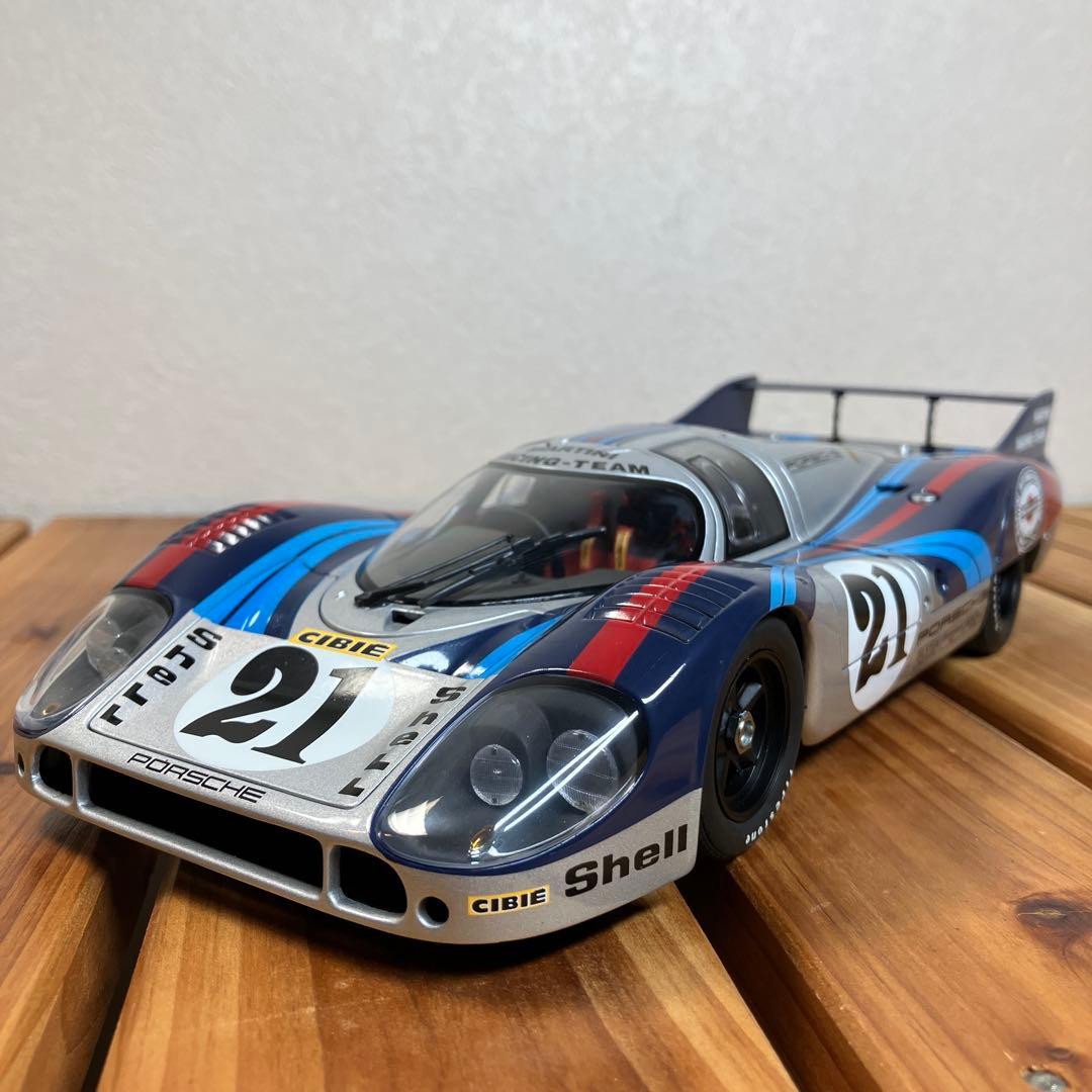 オートアート1/18 ポルシェ 917L MARTINI TEAM #21