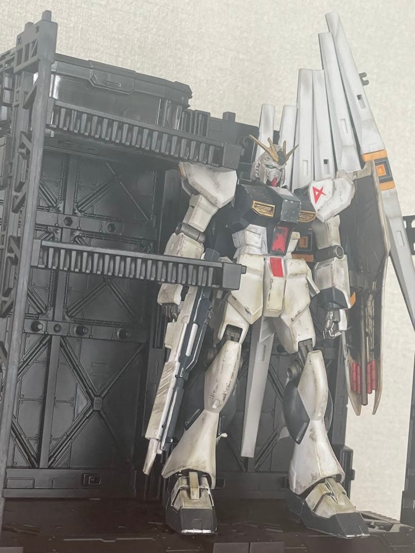 HG ガンダム、ガンキャノン2体➕HGνガンダム