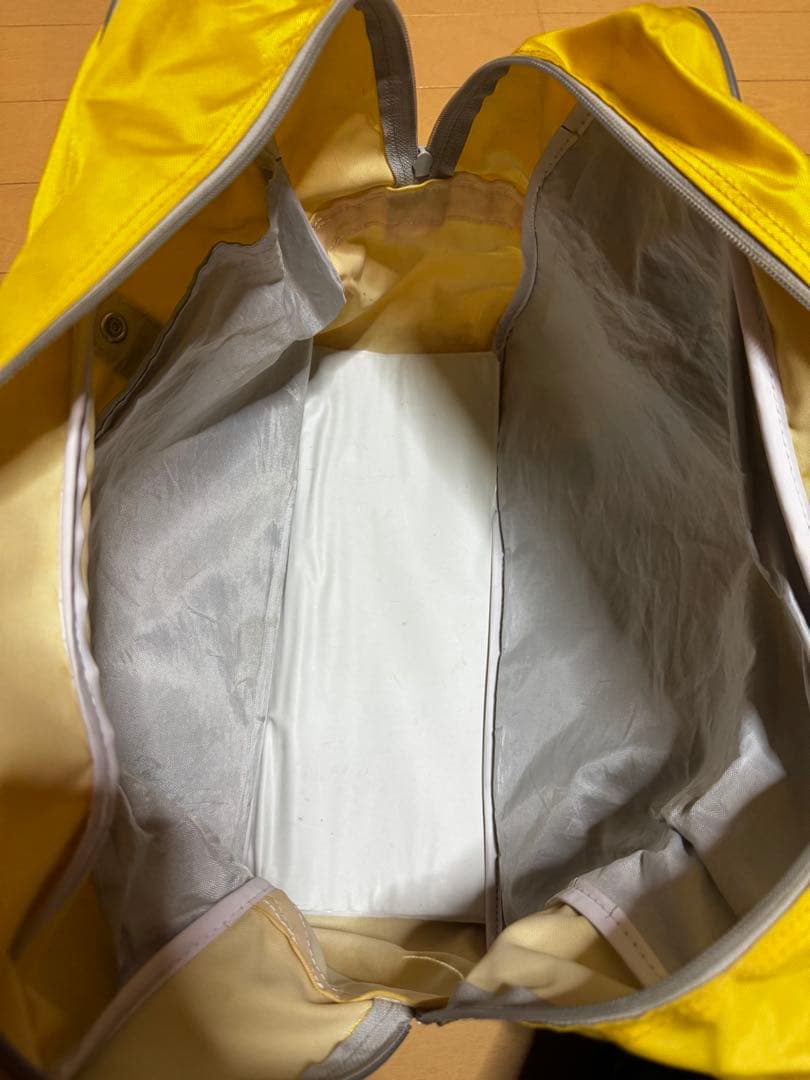 ワッペ　WORLD REGALS 黄色 バッグ