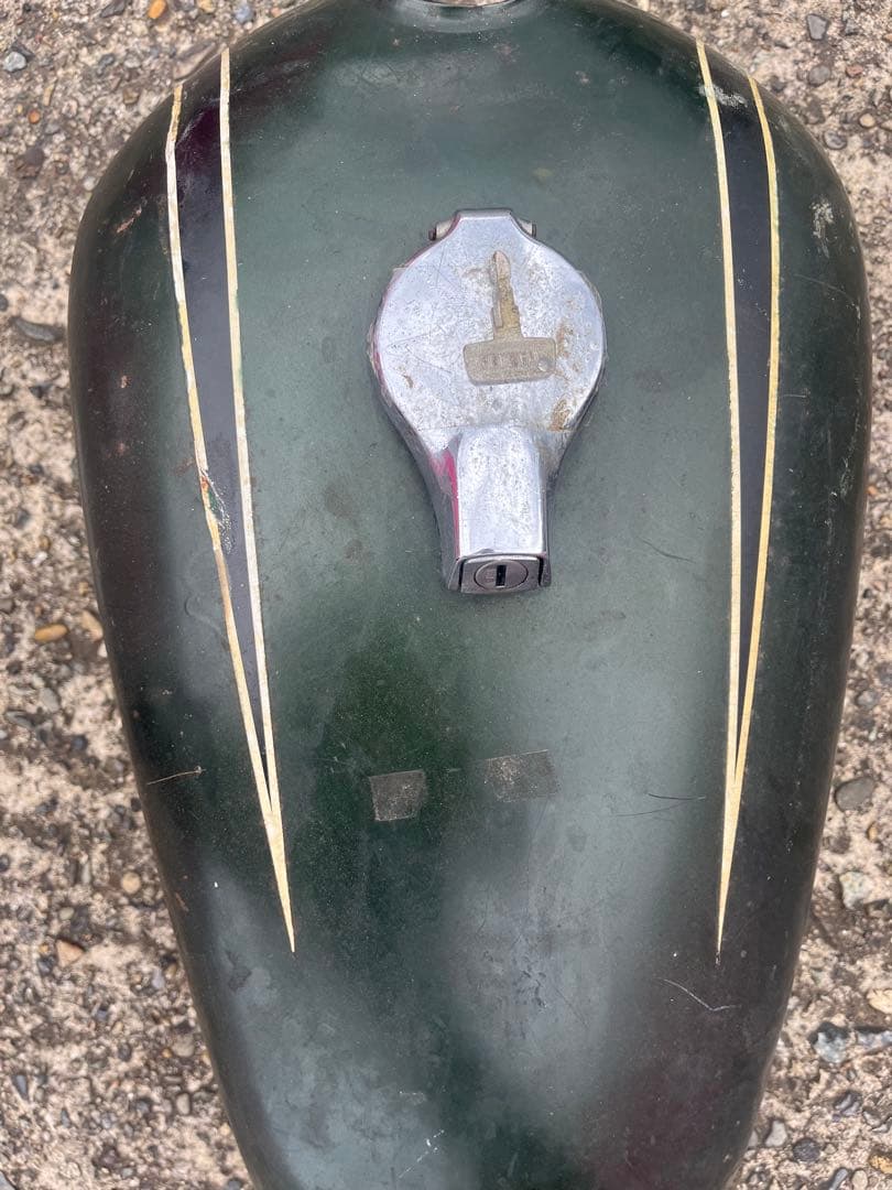 今月中のみ販売　Yamaha RD350 タンク