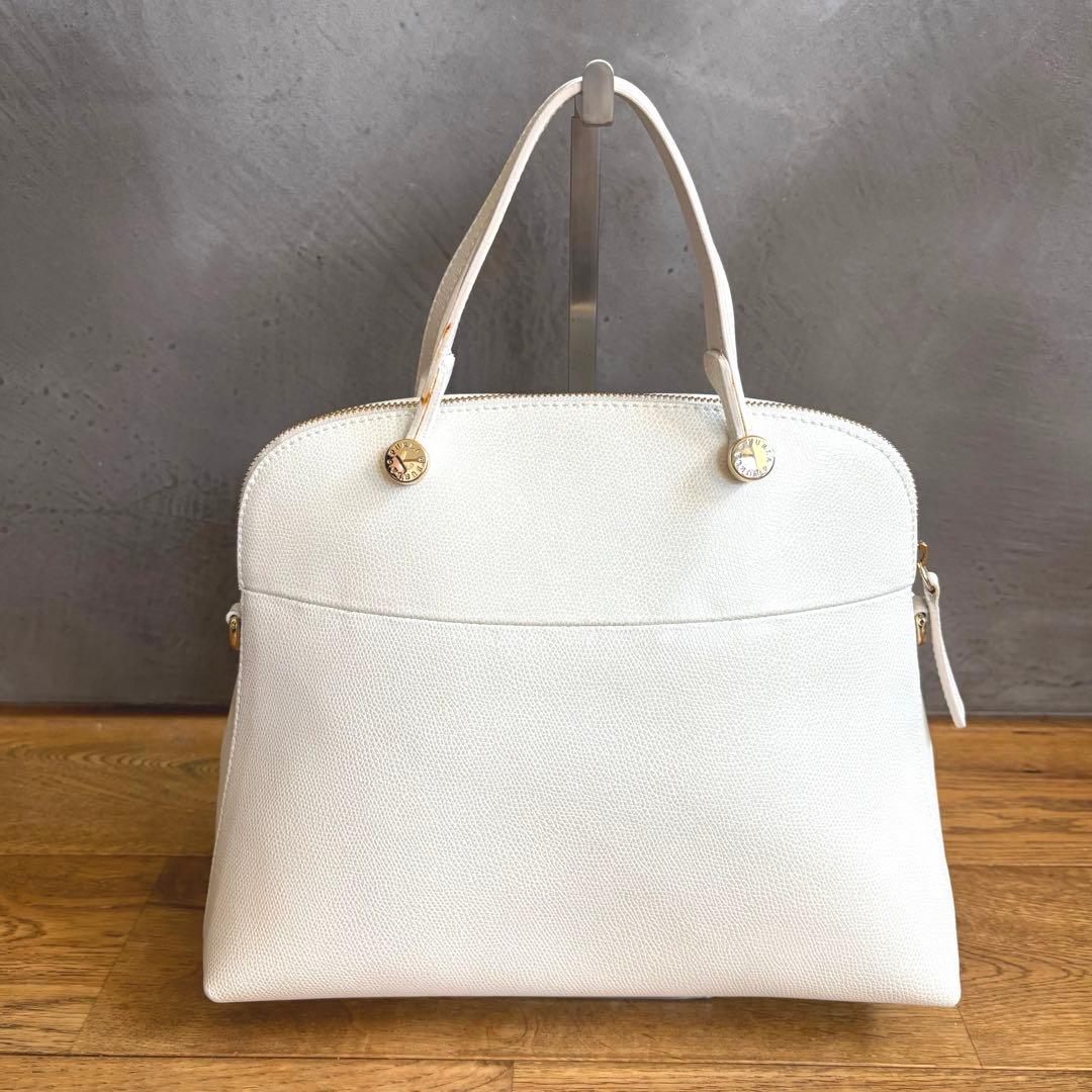 よっぴたん 　FURLA フルラ　パイパー　白　ホワイト　ショルダーバッグ