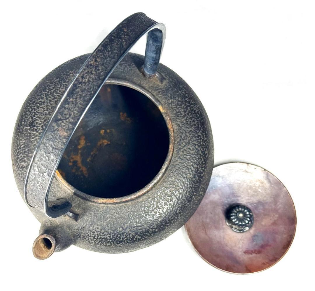 昭和二年秋造 龍文堂 弦裏純銀張り 純銀摘蓋鉄瓶 純銀摘 共箱 WWST079